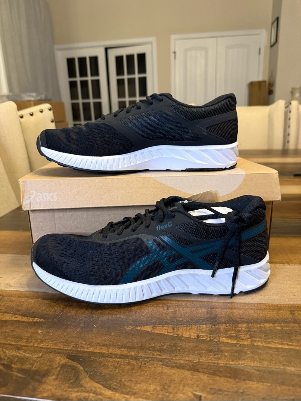ASICS FLEXC Men's Running Shoes Size 11